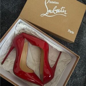 Christian Louboutin So Kate Stilettos